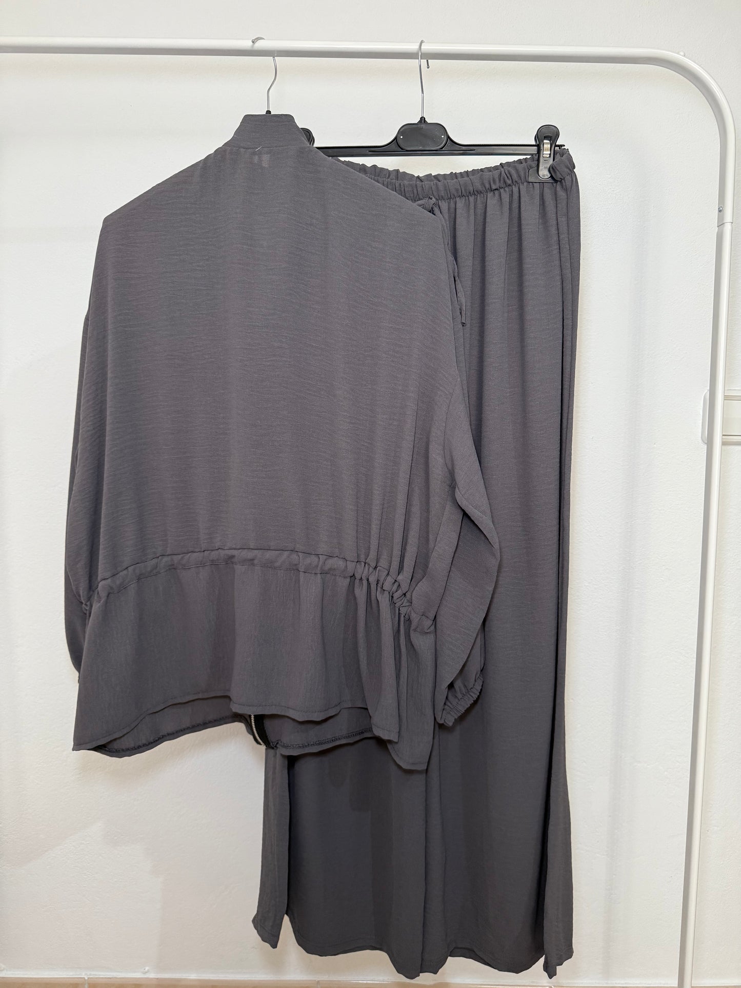 Conjunto Chaqueta Manga Larga