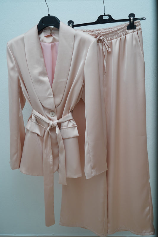 Traje Chaqueta Satén